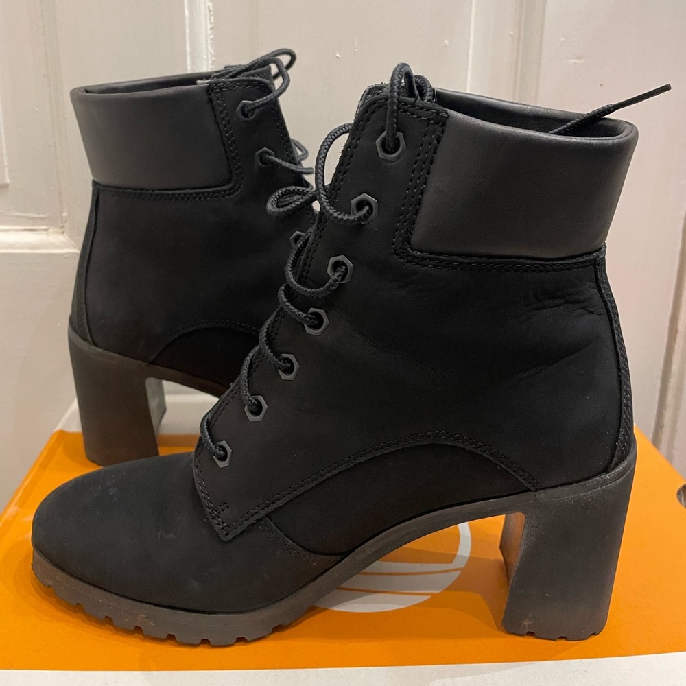 Timberland Women's Black Lace Up Boots